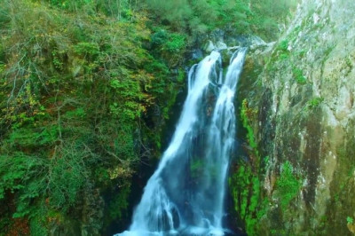 Sudüşen Şelalesi 4K Full Hd / Yalova Termal