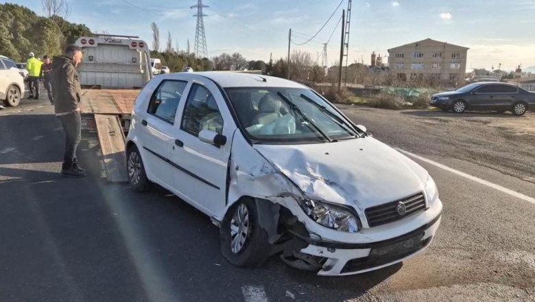 Tekirdağ'da otomobille cipin çarpıştığı kazada 6 kişi yaralandı
