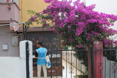 YALOVA BELEDİYESİ HANELERİ TEK TEK ZİYARET EDİYOR