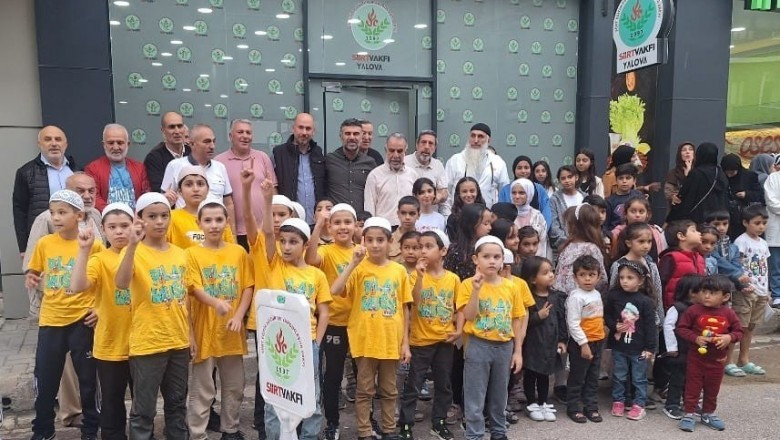 Yalova Siirt Vakfı'nda Anlamlı Bir Gün: İş İnsanı Erhan Kuzu'dan 90 Yetim Çocuğa İkram