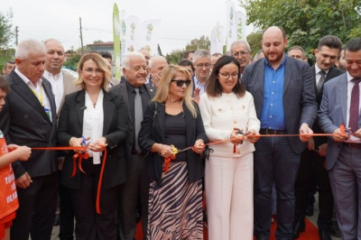 YALOVA'DA 11. SUBAŞI KİVİ FESTİVALİ DÜZENLENDİ