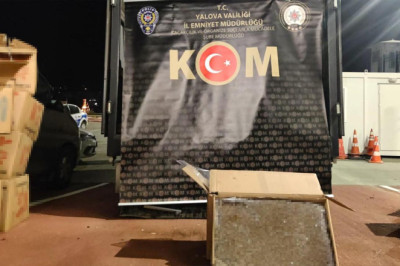 Yalova'da 3 Milyon 360 Bin Dolu Makaron Ele Geçirildi