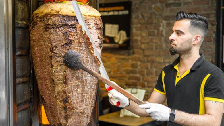 Almanya'da "döner" siyasete giriyor! İşte amblemi ve sloganı...