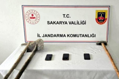 Define kazısında fotokapana yakalandılar