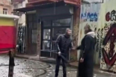 İstanbul-Fatih'te 'tezgah' kavgasında silahla vurularak hayatını kaybetti; o anlar kamerada