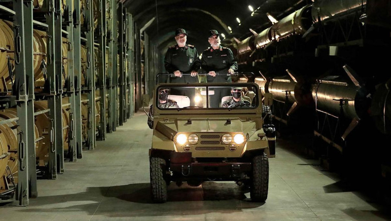 İran’dan 'yeraltı füze tesisi' ile gözdağı: ABD ve İsrail bayraklarına basarak içeri girdiler…