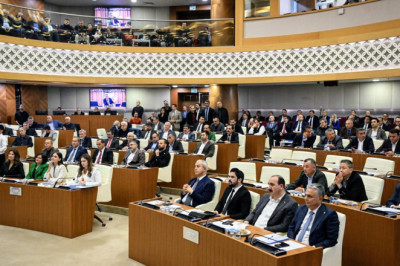 Antalya Büyükşehir Belediyesi'nde yılın ilk meclisi