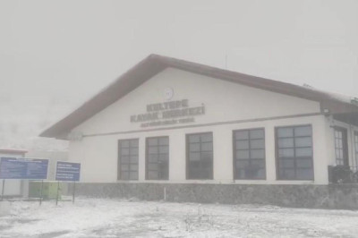 Karabük'ün yüksek kesimlerine kar yağdı