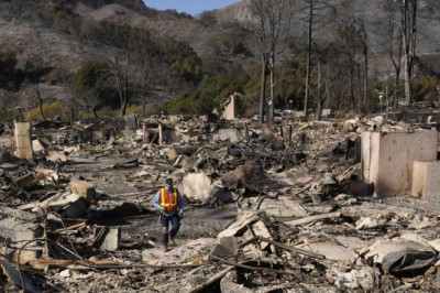 Los Angeles'taki yangınlar büyük yıkıma yol açtı: Zarar 250 milyar doları aşacak
