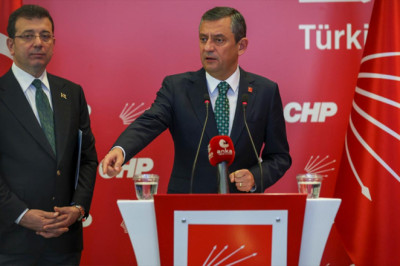 Özgür Özel’den “Akpolat” Kararına Tepki: Yalova’yı Örnek Gösterdi!