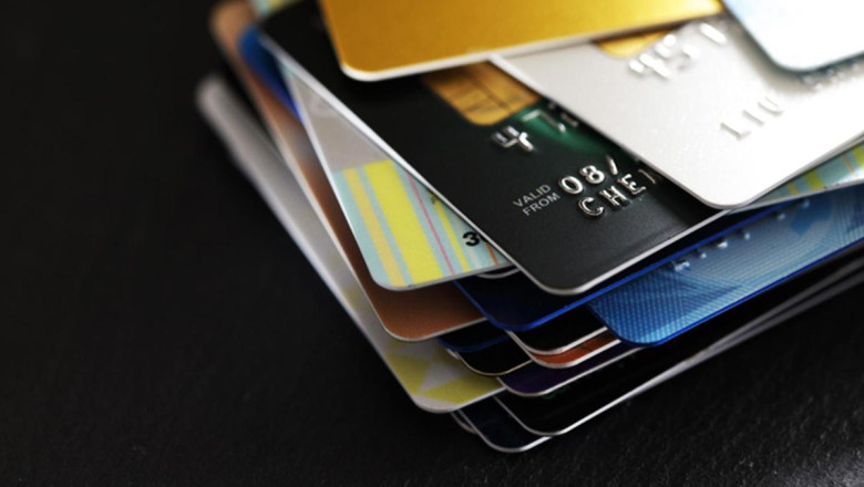 Farketmeden binlerce lira ödeniyor! Kredi kartı aidatları iade edilir mi?