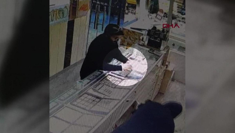 Takma sakallı hırsızların ''Sahte altın'' oyunu cezaevinde son buldu!