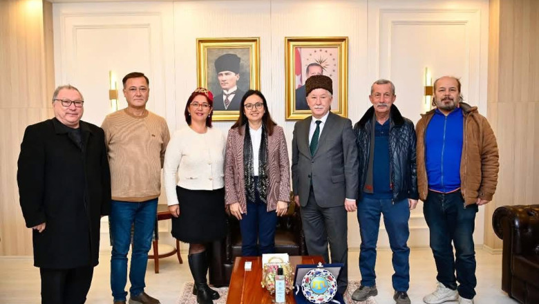 Kırım Türkleri Derneği’nden Yalova Valisi Dr. Hülya Kaya’ya Ziyaret