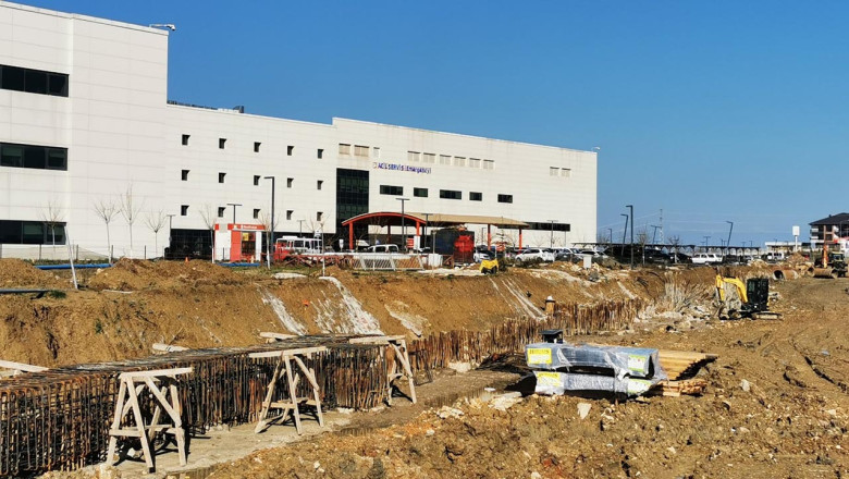 Çöken Hastane Yolu Yapılıyor!