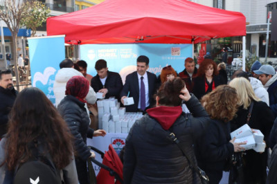 Yalova Belediyesi’nden Vatandaşlara Kandil Simidi İkramı