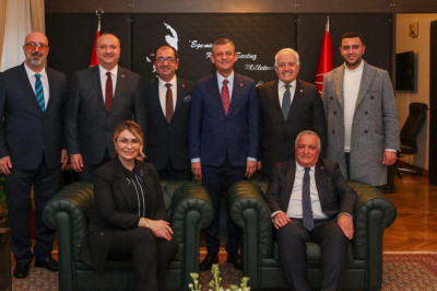 CHP Heyeti’nden Ankara Çıkarması: Özgür Özel İle Görüştüler!