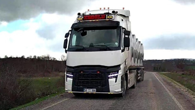 Balıkesir'de karşı şeride geçen tanker faciaya neden oluyordu