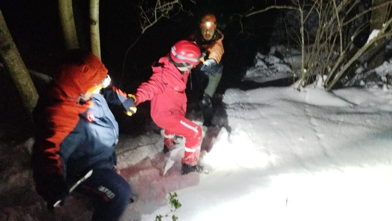 Erikli Şelalesi’nde Mahsur Kalan Aile Kurtarıldı!