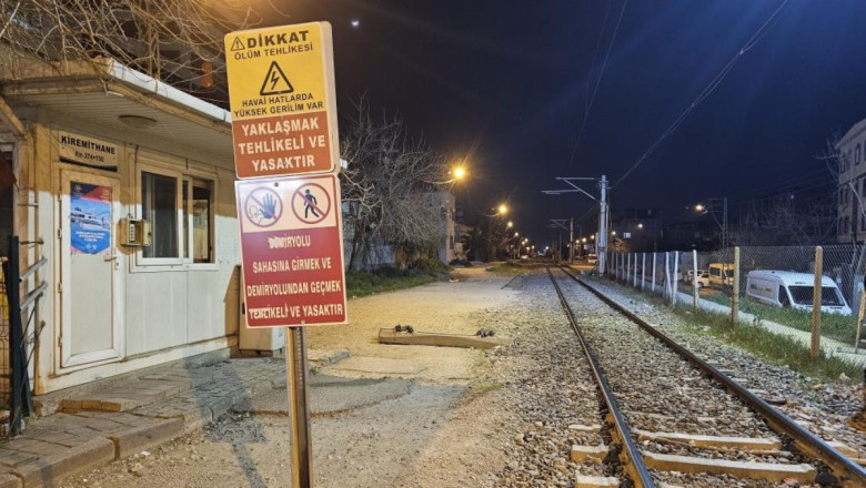 Adana'da bıçaklanan kardeşler yaşamını yitirdi