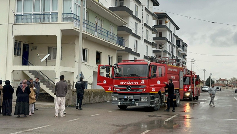 Aksaray'da yemeği iftar saatine yetiştirmeye çalışan kadın canından oluyordu