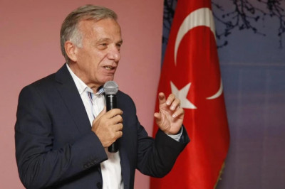 Koçal; Dünya Neden Her Geçen Gün Daha Çok Otoriterliğe Evriliyor?