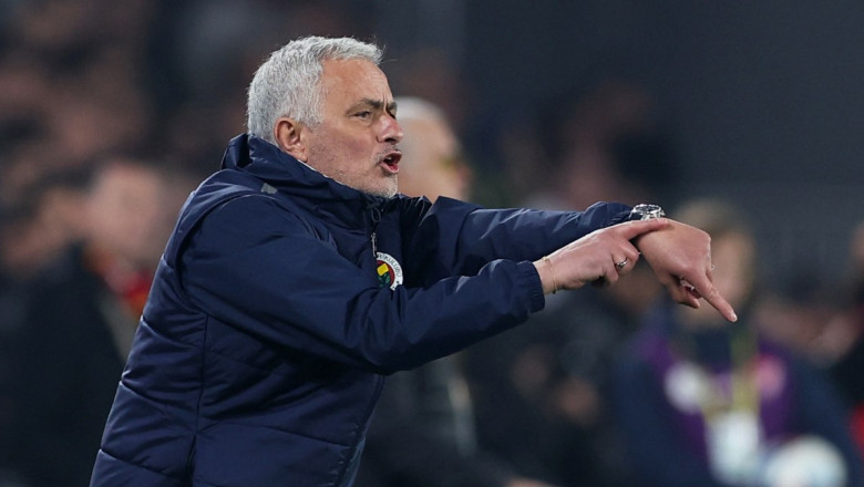Jose Mourinho'lu Fenerbahçe, bu sezonki 4. derbisini de kazanamadı