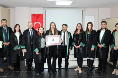 Yeni Avukatlar Yalova Barosu’nda Ruhsatlarını Aldı