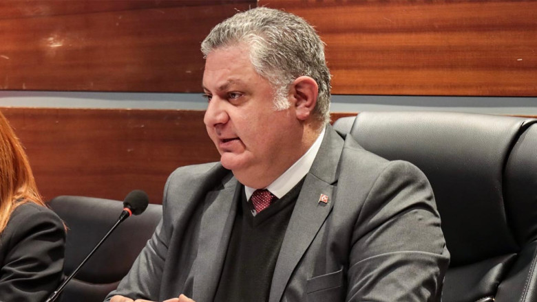 Başkan Gürel; Belediyelerin Eli Kolu Bağlanıyor!