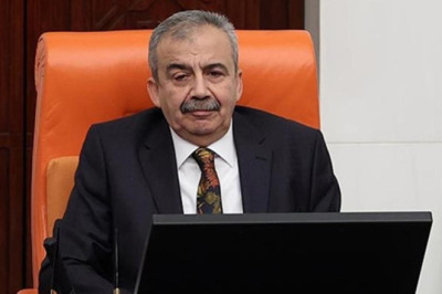 SON DAKİKA HABERİ: Sırrı Süreyya Önder hastaneye kaldırıldı