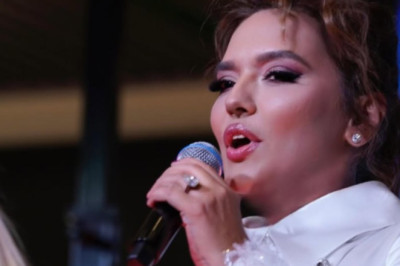 Demet Akalın'dan sigara içen seyirciye sert tepki
