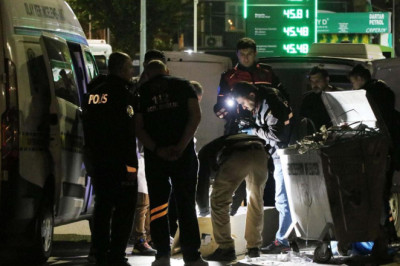 Denizli'de bebeğini çöp konteynerine atan anne tutuklandı