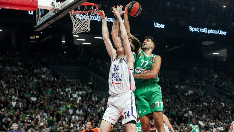 Anadolu Efes, Panathinaikos'a yenildi