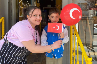 Attaa Pizza & Burger’dan Miniklere Bayram Sevinci