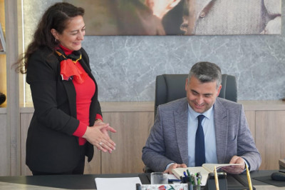 Hazırlanan Kitaplar Kadıköy Belediyesi’ne Takdim Edildi