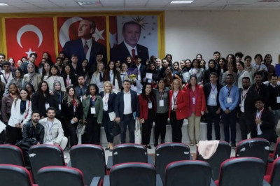 YÜ, Uluslararası İşletme Buluşması’na ev sahipliği yaptı