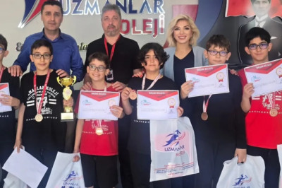 Eğitimin Uzmanlar’ı satrançta Türkiye üçüncüsü oldu