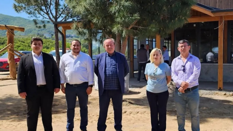 MHP Çınarcık İlçe Teşkilatından Esenköy Belediyesi’ne anlamlı ziyaret