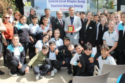 Minik okurlar Çınarcık’ta hem eğlendi hem öğrendi