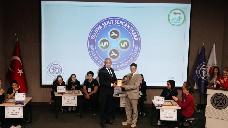 ‘Yalova Benim Kentimdir’ Bilgi Yarışması’nın finali YTSO’da gerçekleşti