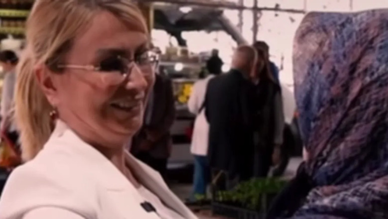 Başkan Fazlaca hemşehri̇leri̇nin Anneler Günü’nü kutladı