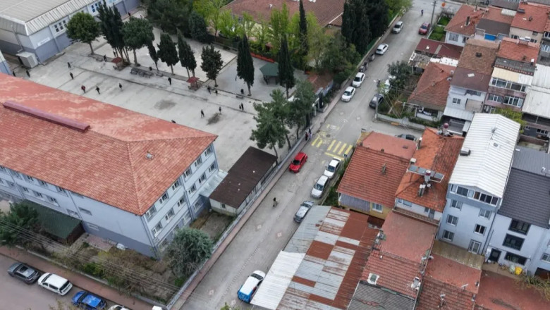 Yalova Belediyesi ‘Sokaklar Dönüşüyor’ programına dâhil oldu