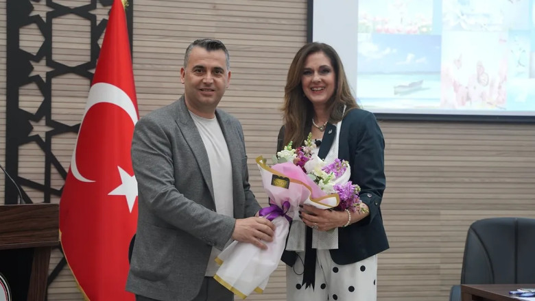 ‘Aile İçi İlişkiler ve Çocuk Güvenliği’ söyleşisine yoğun ilgi