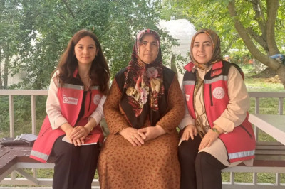 ASDEP personellerinden şehit annelerine ziyaret
