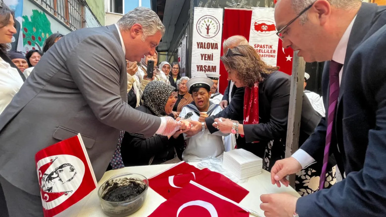 Engelliler kına yakılarak askere uğurlandı