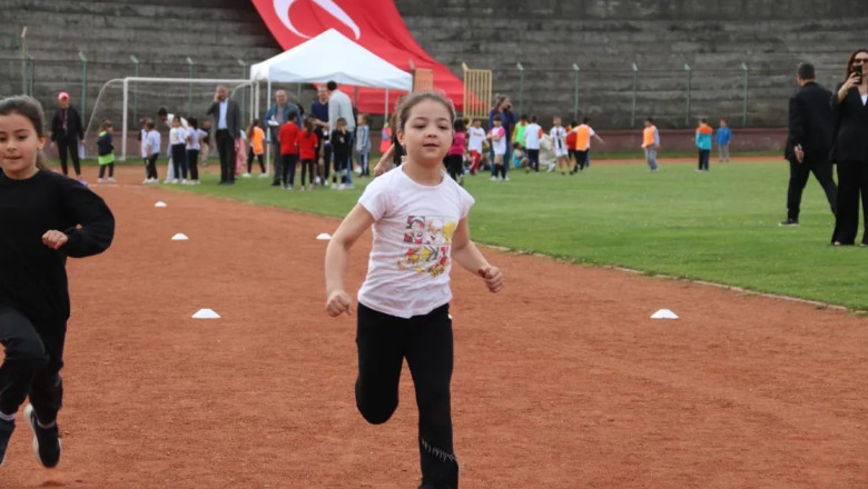 Okul Sporları Atletizm Şenliği gerçekleştirildi