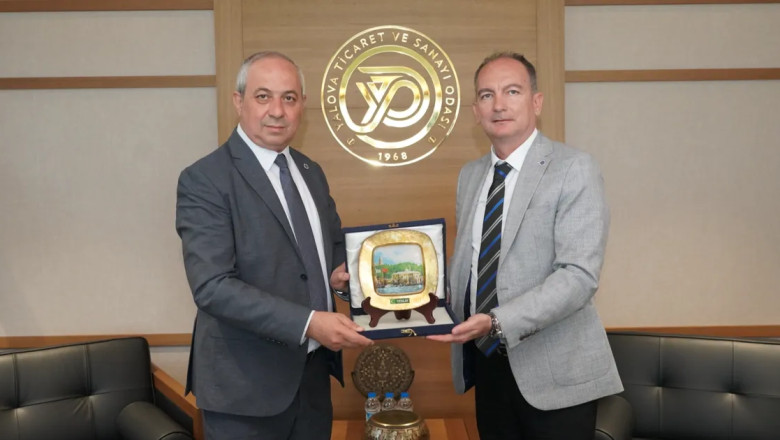 Yeşilay Yalova Şubesi’nden YTSO’ya ziyaret