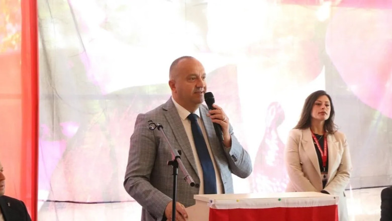 Başkan Kurt esnafın sorunlarını dinledi