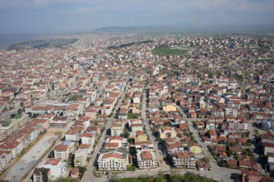 Yalova’da “Yarısı Bizden” Kampanyası İçin İlk İmzalar Atılıyor