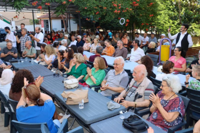 Başkan Gürel Aşure Lokmasında Canlarla Bir Araya Geldi