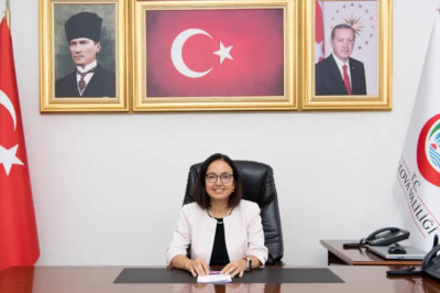 YALOVA VALİSİ DR. HÜLYA KAYA’DAN 15 TEMMUZ MESAJI: “ZAFERİN ADI TÜRKİYE’DİR”
